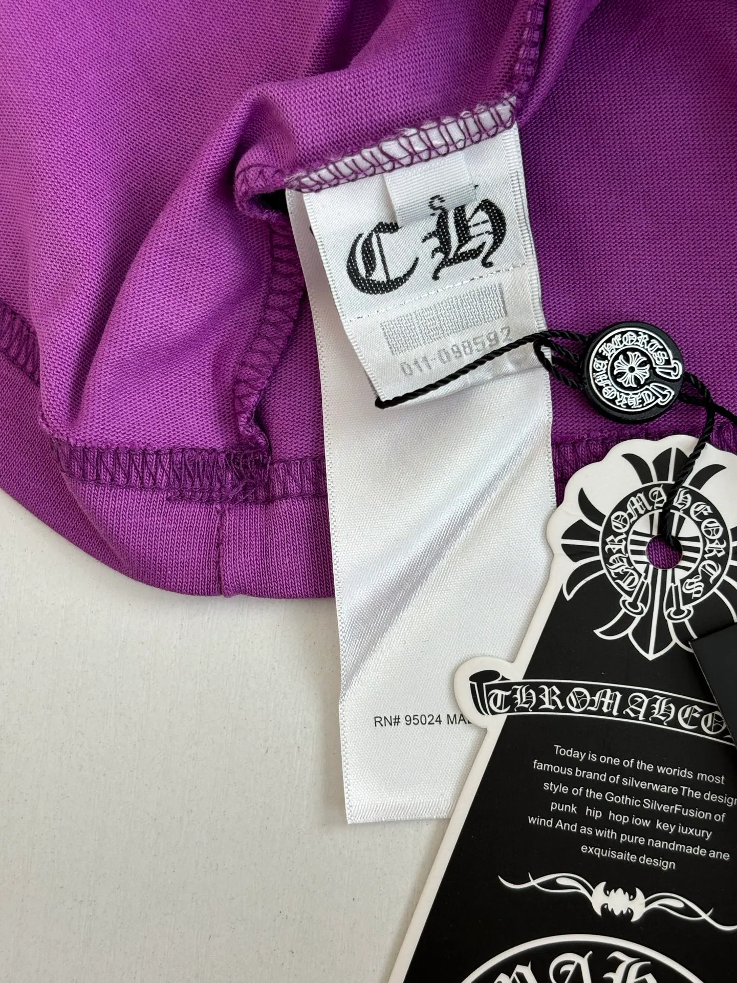 Chrome Heats T ， 、 、 ， ， ， 。 ， 、 。 Size：S/M/L/XL